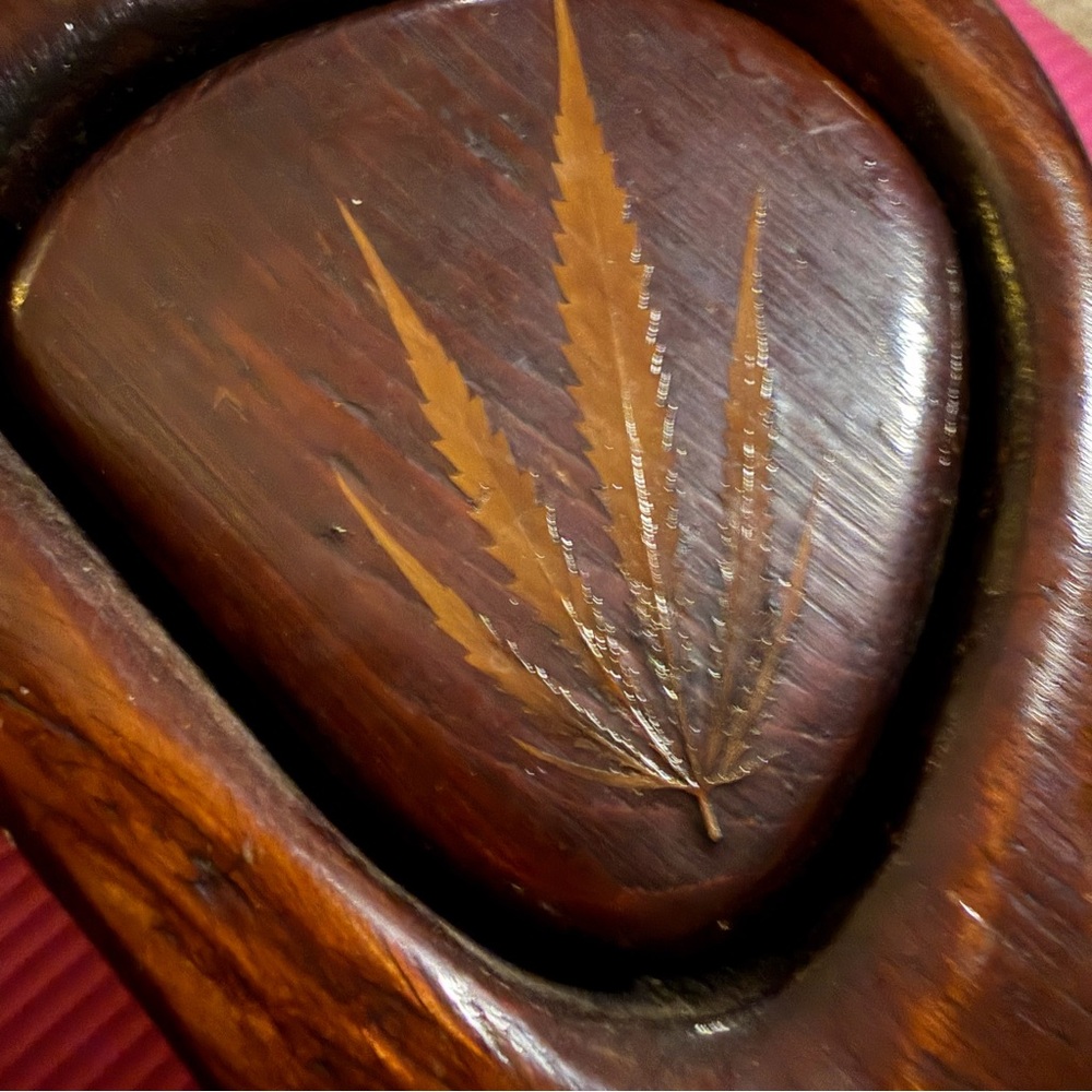 HandCrafted JigSaw Puzzle Trinket Stash Or Jewelry Box With Unique Leaf Design